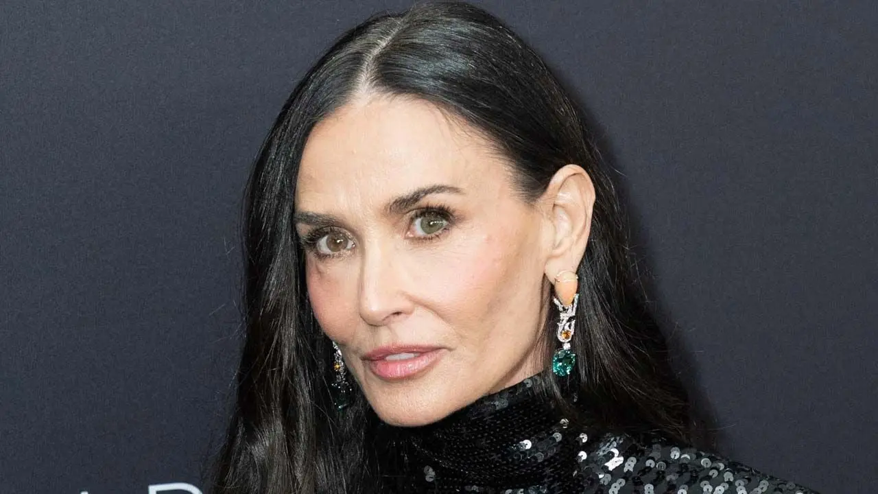 "Je suis devenue l'actrice la mieux payée" : il y a 30 ans, Demi Moore a gagné plus de 12 millions de dollars pour un rôle dont elle a "eu honte"